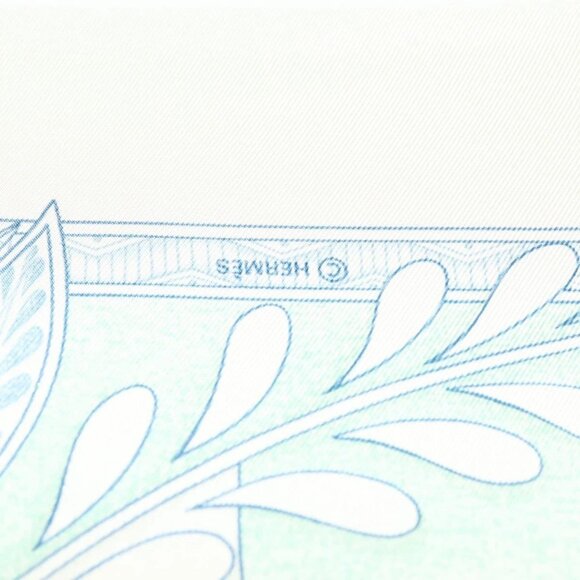 HERMES Carre 90 Scarf ""Les chants du Henne"" Silk Peppermint Auth am8731 - Picture 2 of 15